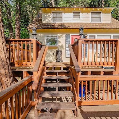 The Yellow Cottage In The Woods Skyforest Экстерьер фото